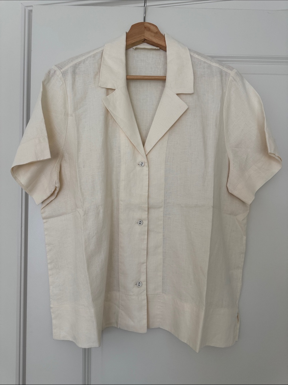 Everlane Cream Short-Sleeve Button-Down Shirt